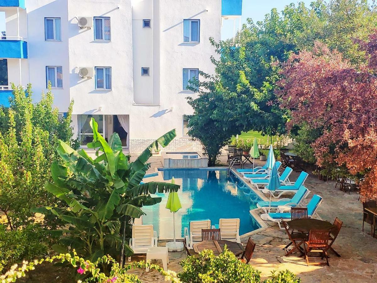 Parla Apart Hotel Çeşme Exterior foto